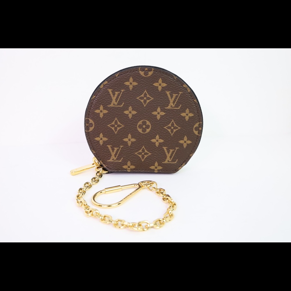 Louis Vuitton Micro Boite Coin Key Wallet Chain